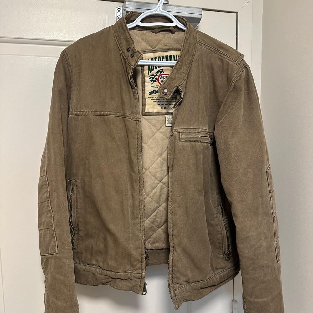 Abercrombie & Fitch Men's Brown Quilted-Lined Jacket